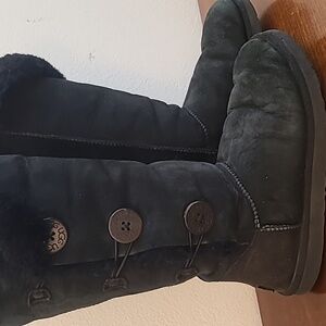 Ugg Boot - size 8 Black Bailey Button Boot Tall